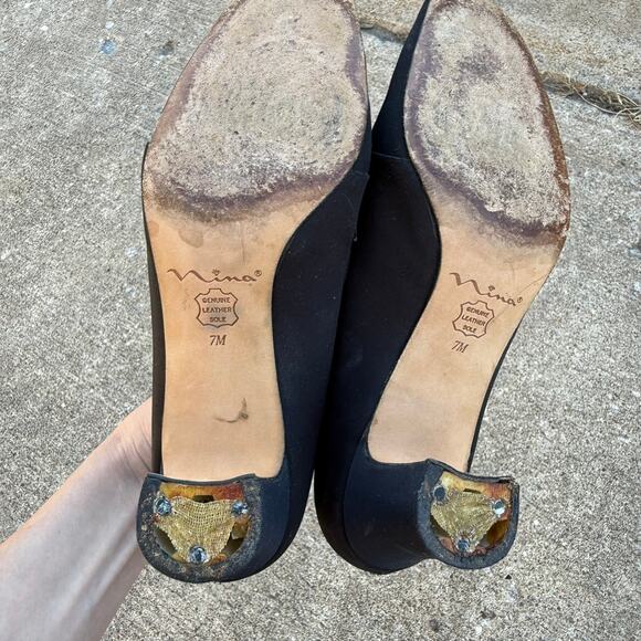 Nina Black Satin Heels with Bow - Size 7M, Gold Detail - Picture 4 of 7